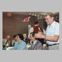 080-2179 10. Treffen vom 1.-3. September 1995 in Loehne - Es wird einiges getrunken, aber betrunken war noch keiner.JPG